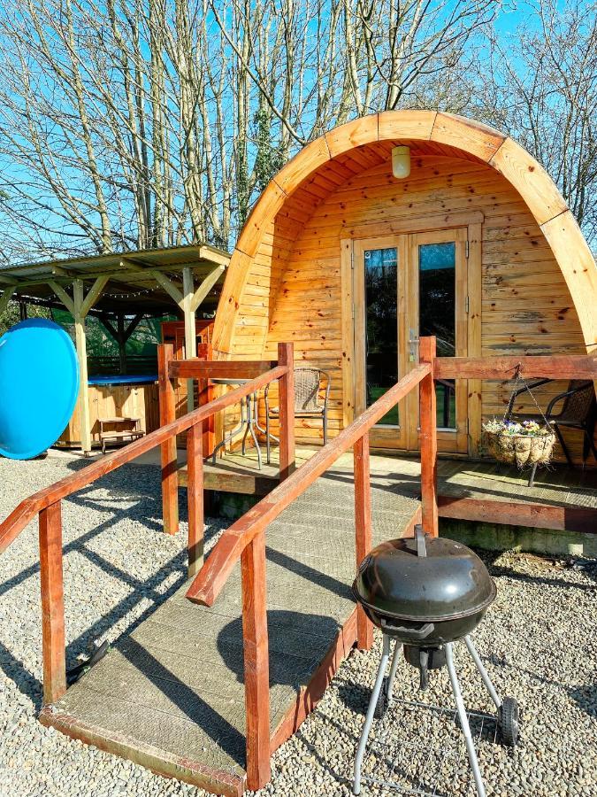 Log Cabin Kells  Εξωτερικό φωτογραφία