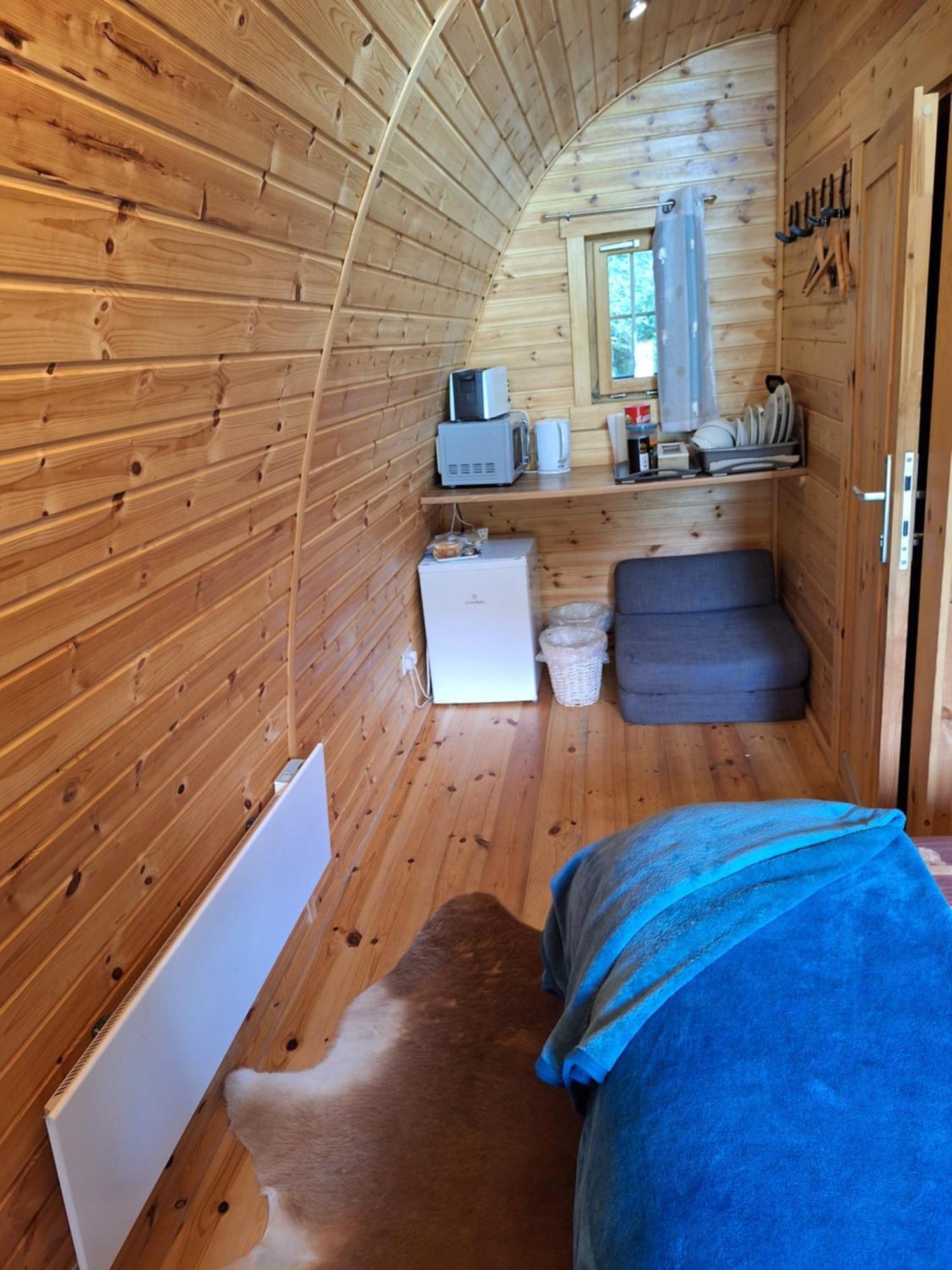 Log Cabin Kells  Εξωτερικό φωτογραφία