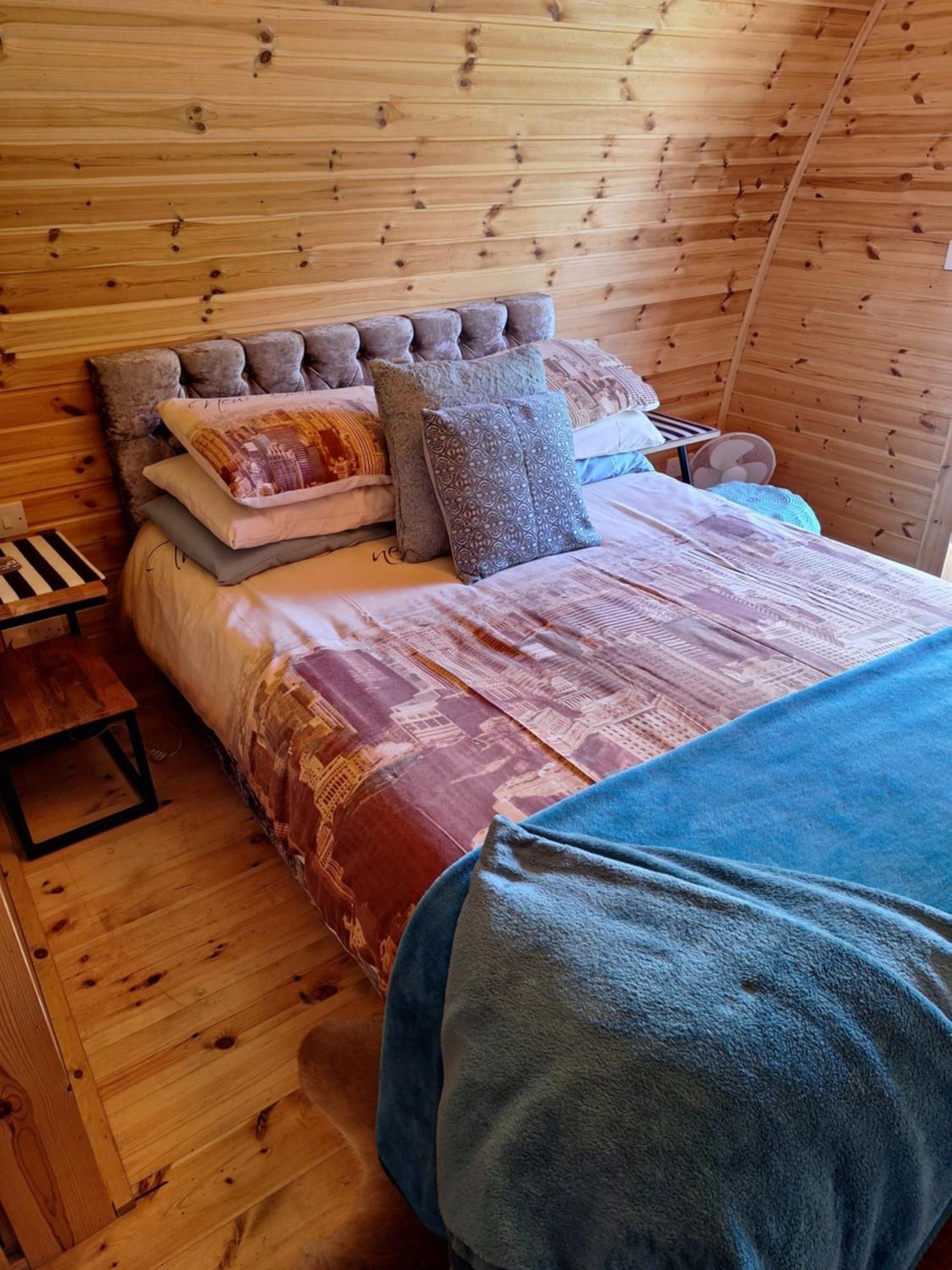Log Cabin Kells  Εξωτερικό φωτογραφία