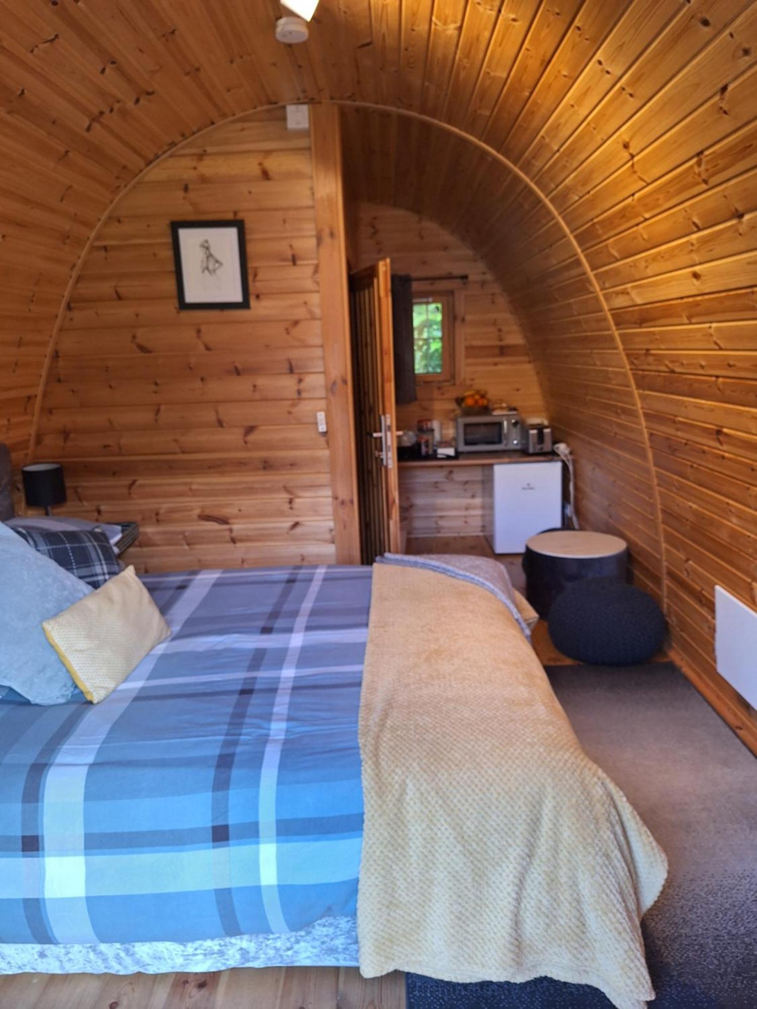 Log Cabin Kells  Εξωτερικό φωτογραφία