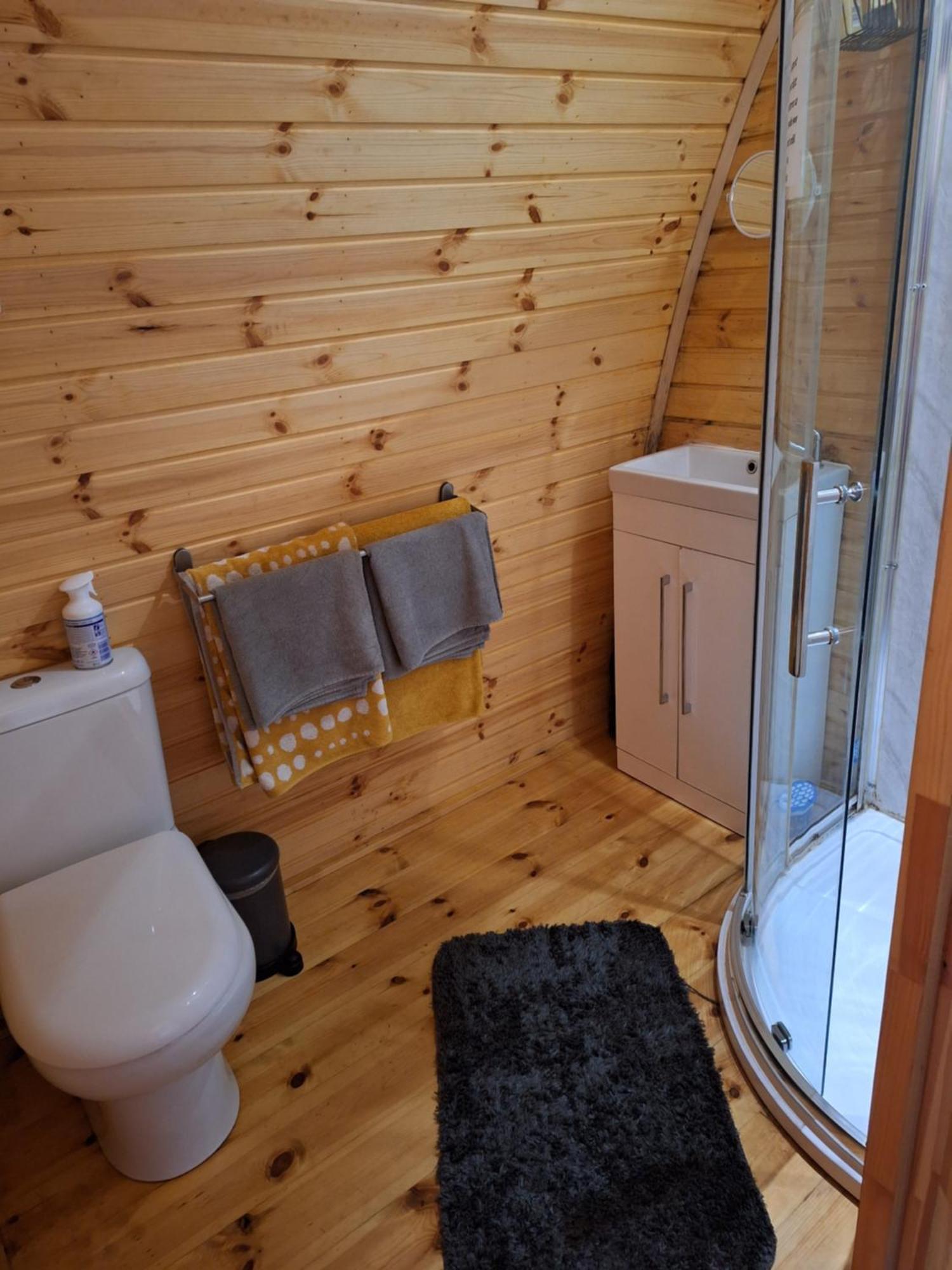 Log Cabin Kells  Εξωτερικό φωτογραφία