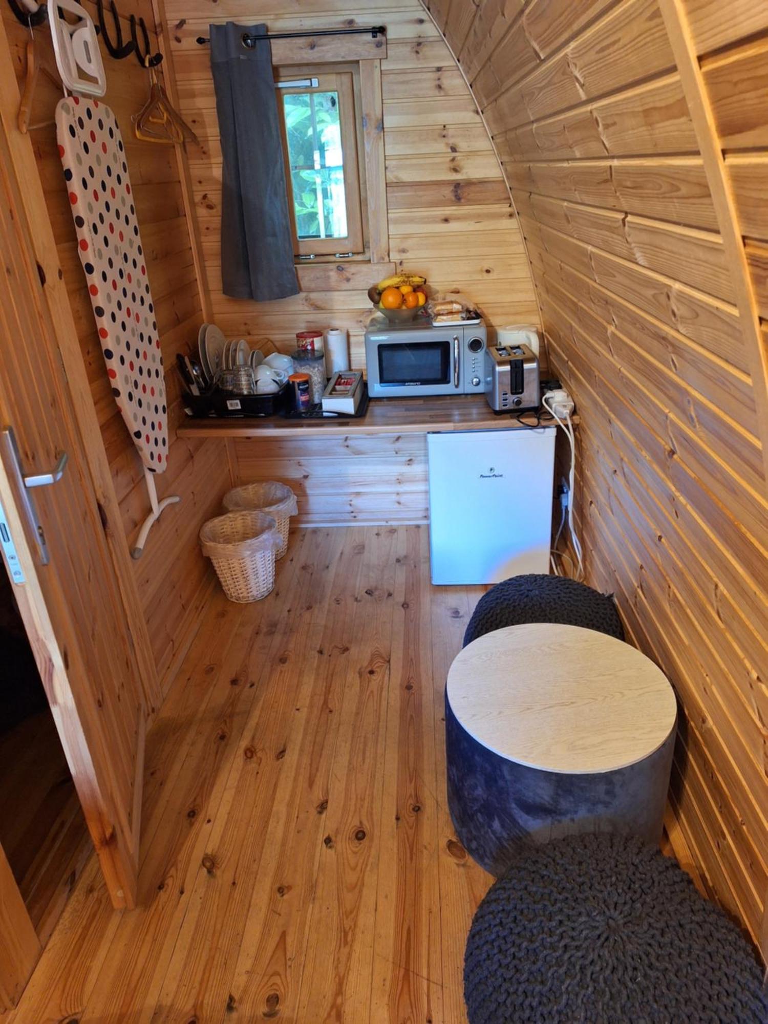 Log Cabin Kells  Εξωτερικό φωτογραφία